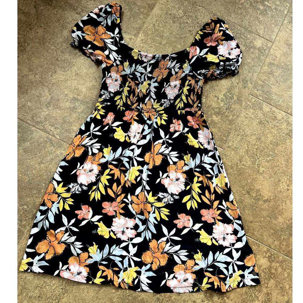 Roxy Baby Doll Short Sleeve Floral dress, Women's size Small